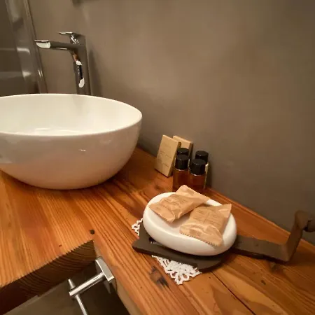 Fra Rose E Mughi Alojamento de Acomodação e Pequeno-almoço
