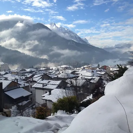 Fra Rose E Mughi Bed & Breakfast Domegge di Cadore