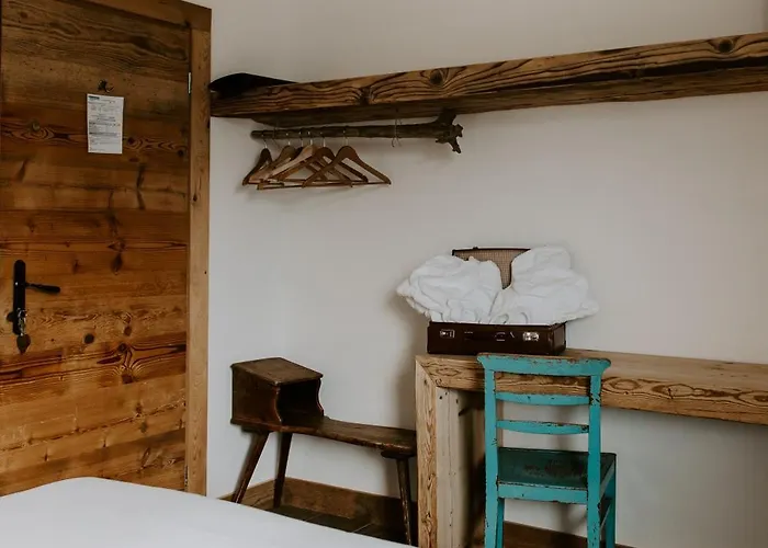 Fra Rose E Mughi Bed & Breakfast