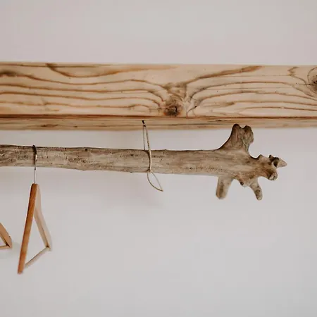 Fra Rose E Mughi 도메게 디 카도레