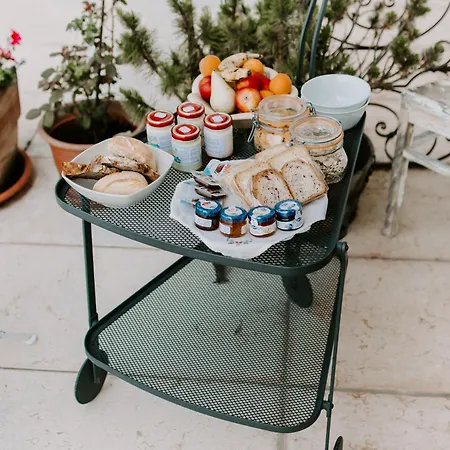 Fra Rose E Mughi B&B 도메게 디 카도레