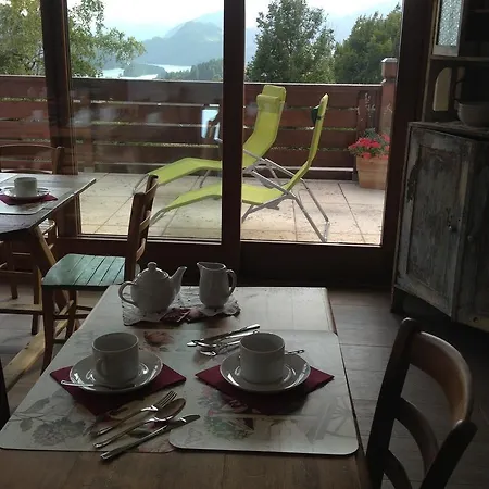 B&B Fra Rose E Mughi 도메게 디 카도레