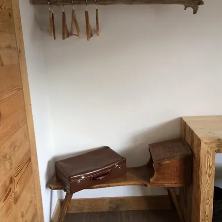 Fra Rose E Mughi 住宿加早餐酒店 3*