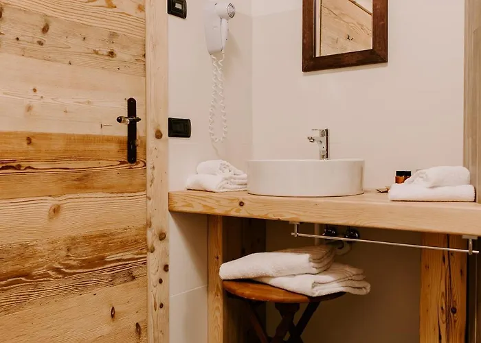 Bed & Breakfast Fra Rose E Mughi Domegge di Cadore